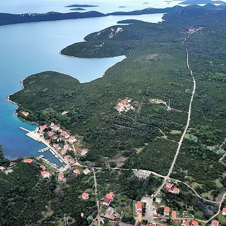 Apartment Nerea Molat